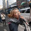 -1월 27일 오후 집회를 마친 참가자들이 광화문역, 인사동, 종로 거리를 지나 서울 주한 이스라엘대사관 인근까지 행진을 하고 있다.