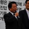 -2009년 9월 26일 용산참사 해결을 위한 집회에서 창조한국당 김서진 최고위원이 연설을 하고 있다