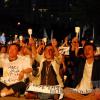 -2010년 7월 7일  저녁 서울 여의도 KBS 본관 앞에서 열린 <시민과 함께하는 KBS 개념탑재의 밤> 시민문화제에서 엄경철본부장, 이근행 위원장이 밝은 표정으로 앉아있다.