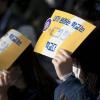 -'학생의 날'인 11월 3일 오후 서울 파이낸스센터 앞에서 청소년 페미니즘 모임, 촛불청소년인권법제정연대 등 37개 단체가 모여 '스쿨미투' 집회를 열고 있다.