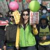 -4월 13일 오후 특수고용 노동자 총궐기를 마친 노동자들이 청와대를 향해 가두행진을 하고 있다. 