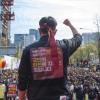 -특수고용 노동자 총궐기에 앞서 화물연대가 4월 13일 오후 서울 조계사 앞에서 ‘2019년 화물노동자 총력투쟁 선포대회’를 열고 있다.
