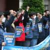 -전국택배노동조합이 택배노동자들의 건강을 심각하게 훼손하는 저상차량 도입을 규탄하는 기자회견을 4월 29일 오후 서울 중구 CJ대한통운 본사 앞에서 열고 있다. 
