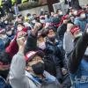 -CJ대한통운 파업 노동자들이 2월 10일 본사 앞에서 결의대회를 열고 대화에 나서지 않는 사측을 규탄하고 있다.