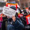 -12월 24일 윤석열 퇴진 집회 참가자들이 서울 명동 거리를 행진하며 구호를 외치고 있다.