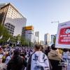 -4월 8일 오후 서울 세종대로에서 윤석열 퇴진 집회가 열리고 있다.