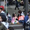 -4월 15일 오후 서울 시청역 인근 세종대로에서 4월 전국집중 윤석열 퇴진 집회가 열리고 있다.
