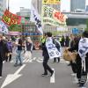 -4월 29일 오후 서울 시청역 인근 세종대로에서 윤석열 퇴진 집회가 열리고 있다.